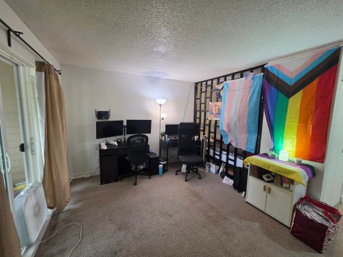 211-1440 Broadway E, Vancouver, BC 