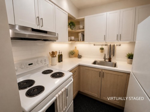 211-1440 Broadway E, Vancouver, BC 