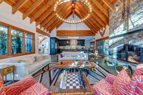 3205 Archibald Way, Whistler, BC 
