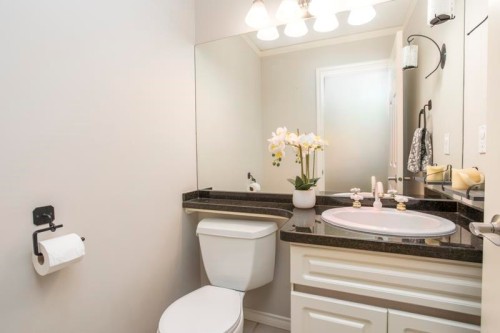 380 55A Street, Delta, BC 