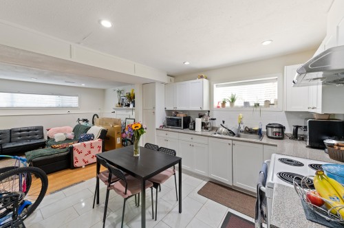3425 Flint Street, Port Coquitlam, BC 