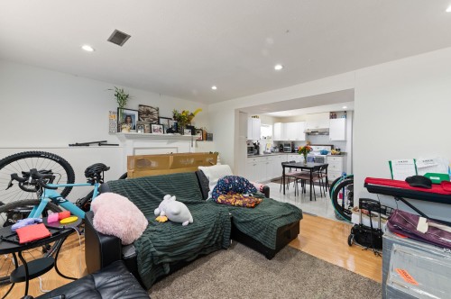 3425 Flint Street, Port Coquitlam, BC 