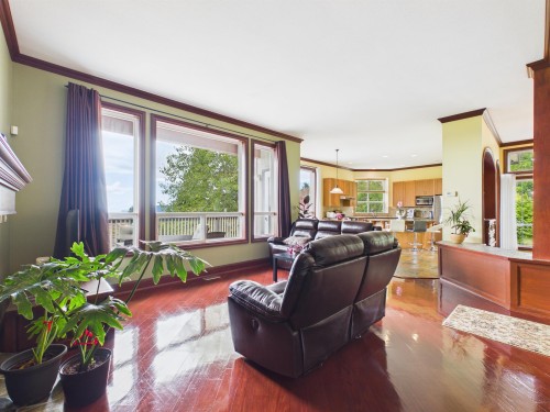 23 Fernway Drive, Port Moody, BC 