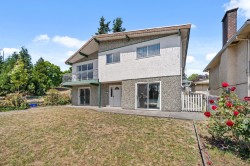 1457 Marine Drive SE Vancouver, BC V5P 2R3