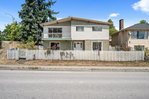 1457 Marine Drive Se, Vancouver, BC 