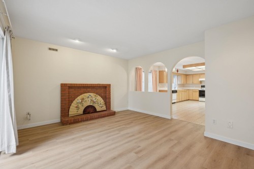 8511 Ash Street, Richmond, BC - Indoor