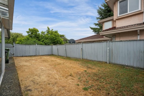 8511 Ash Street, Richmond, BC - Outdoor