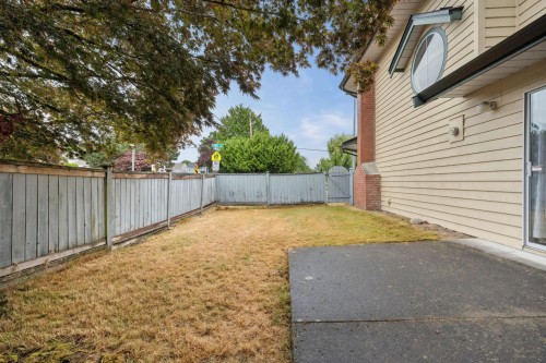 8511 Ash Street, Richmond, BC - Outdoor