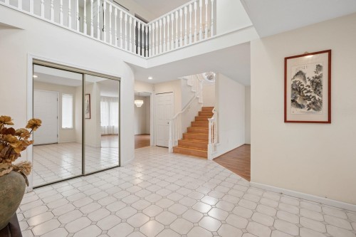 8511 Ash Street, Richmond, BC - Indoor Photo Showing Other Room