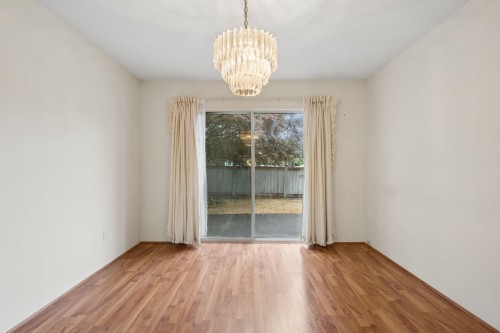 8511 Ash Street, Richmond, BC - Indoor Photo Showing Other Room