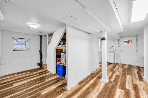 3174 10Th Avenue W, Vancouver, BC - Indoor Photo Showing Other Room