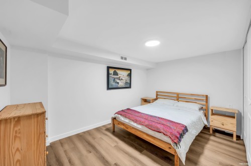 3174 10Th Avenue W, Vancouver, BC - Indoor Photo Showing Bedroom