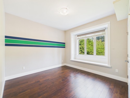 638 Austin Avenue, Coquitlam, BC - Indoor Photo Showing Other Room