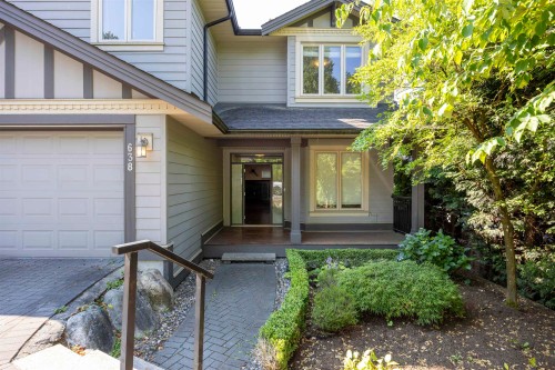 638 Austin Avenue, Coquitlam, BC - Outdoor With Exterior