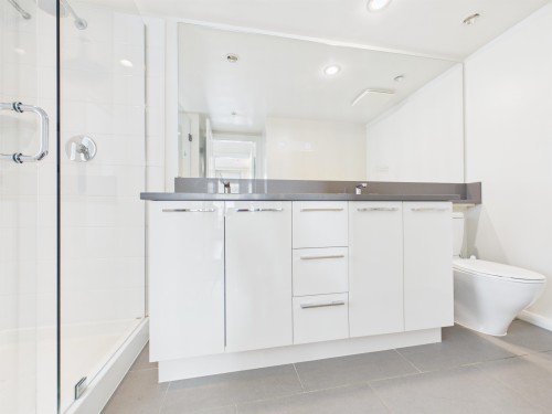 1605-6658 Dow Avenue, Burnaby, BC 