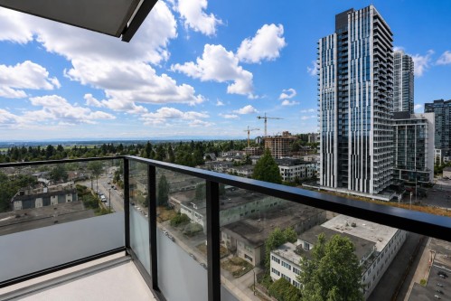 1605-6658 Dow Avenue, Burnaby, BC 