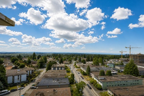 1605-6658 Dow Avenue, Burnaby, BC 