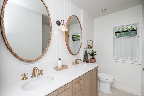 2784 Crescentview Drive, North Vancouver, BC 