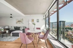 1904-128 Cordova Street W Vancouver, BC V6B 0E6