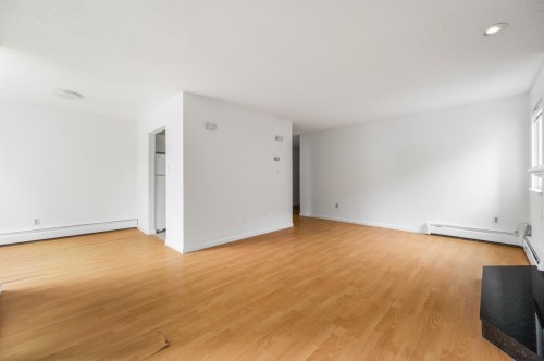 210-1420 8Th Avenue E, Vancouver, BC 