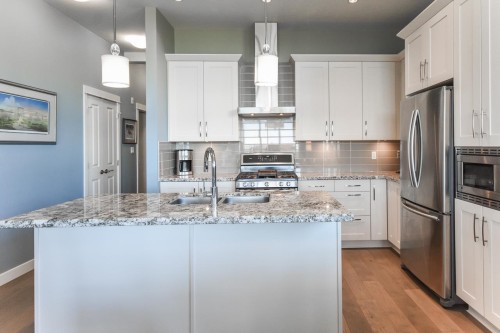 409-4977 Springs Boulevard, Delta, BC 