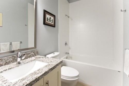 409-4977 Springs Boulevard, Delta, BC 