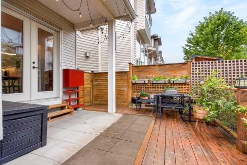 11328 230 Street, Maple Ridge, BC - Outdoor With Exterior