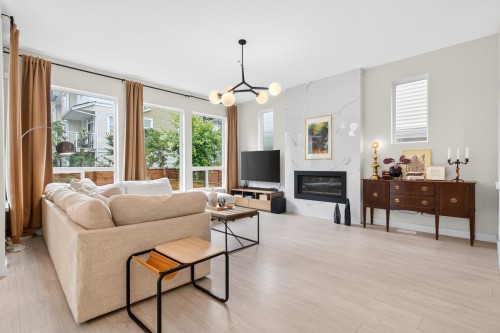 11328 230 Street, Maple Ridge, BC - Indoor Photo Showing Living Room With Fireplace