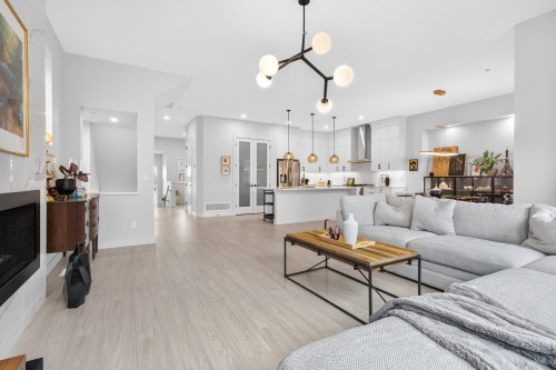 11328 230 Street, Maple Ridge, BC - Indoor Photo Showing Living Room With Fireplace