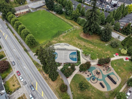 1252 Victoria Drive, Port Coquitlam, BC 