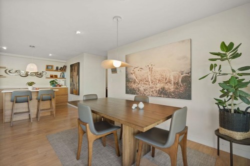 701-140 Keith Road E, North Vancouver, BC 