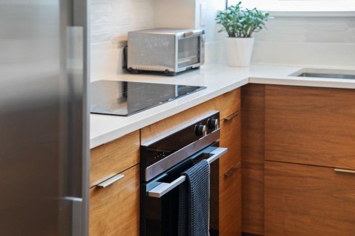 701-140 Keith Road E, North Vancouver, BC 