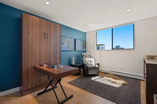 701-140 Keith Road E, North Vancouver, BC 