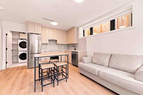 6408 Vine Street, Vancouver, BC 