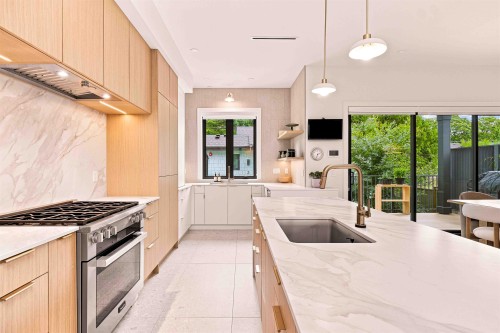 6408 Vine Street, Vancouver, BC 
