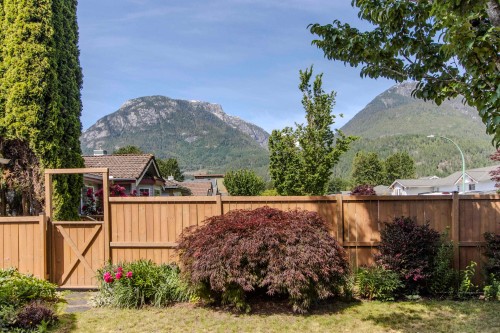 1830 Willow Crescent, Squamish, BC 