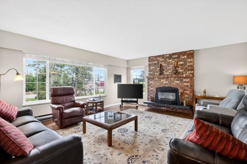 15023 Harris Road, Pitt Meadows, BC 