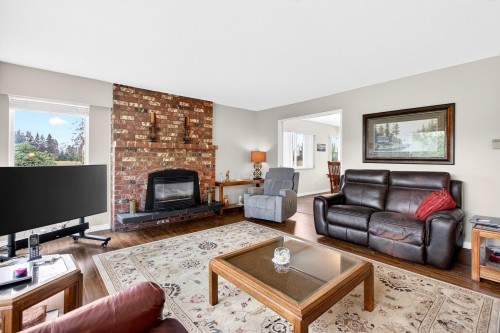 15023 Harris Road, Pitt Meadows, BC 