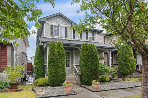 24383 101a Avenue  Maple Ridge, BC V2W 1W6