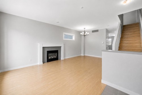 3265 Clermont Mews, Vancouver, BC 