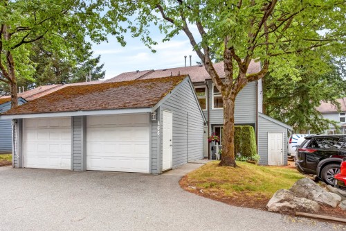 466 Carlsen Place  Port Moody, BC V3H 3Z9