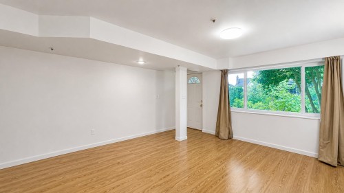 3578 15Th Avenue W, Vancouver, BC 