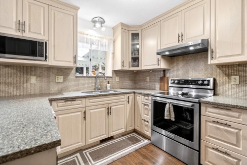 22700 Balabanian Circle, Maple Ridge, BC 