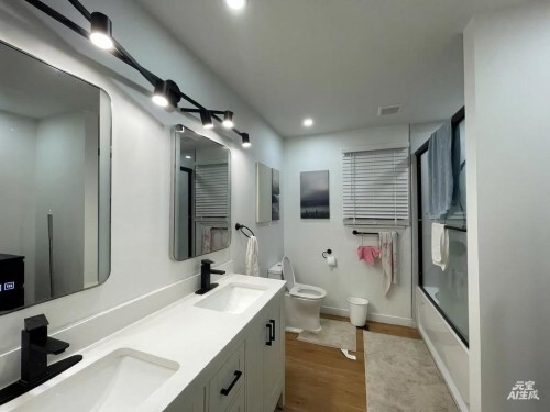 1483 54 Street, Delta, BC - Indoor Photo Showing Bathroom