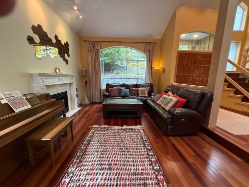3938 Braemar Place, North Vancouver, BC 