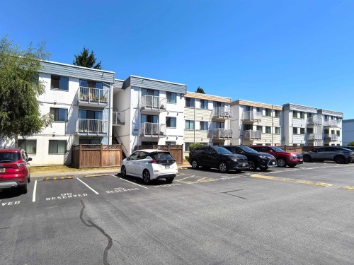 305-7180 Lindsay Road  Richmond, BC V7C 3M6