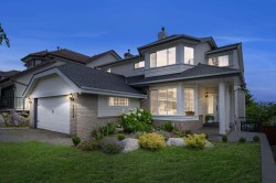 2876 Woodsia Place  Coquitlam, BC V3E 2Y2