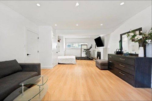 1707 Dempsey Road, North Vancouver, BC 