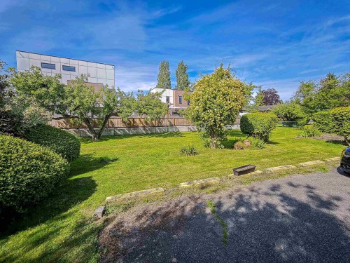 8340 No. 3 Road, Richmond, BC - Outdoor