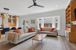1528 Pender Street E Vancouver, BC V5L 1W1